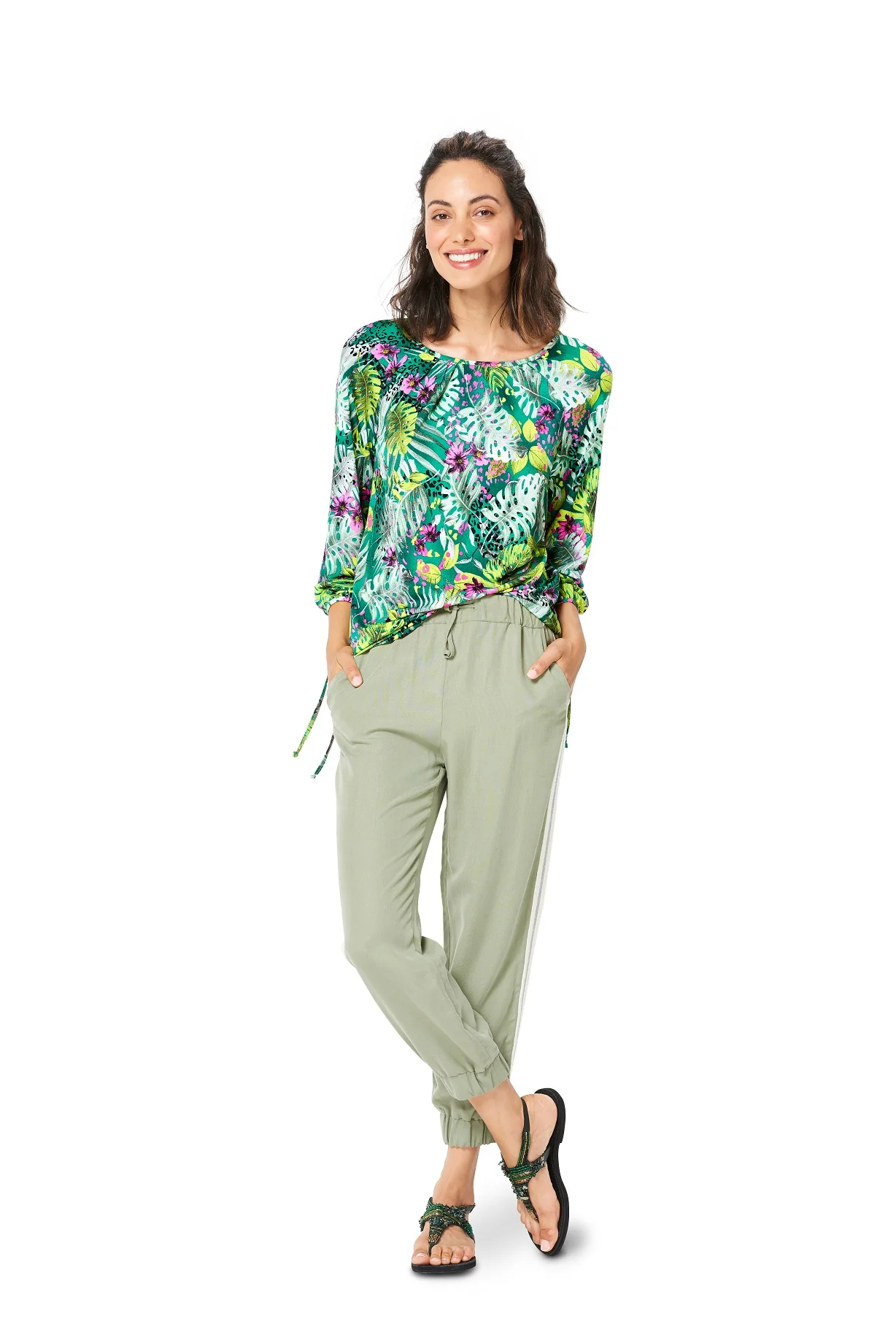 Burda Pattern 6329 Misses' raglan top - Image 3