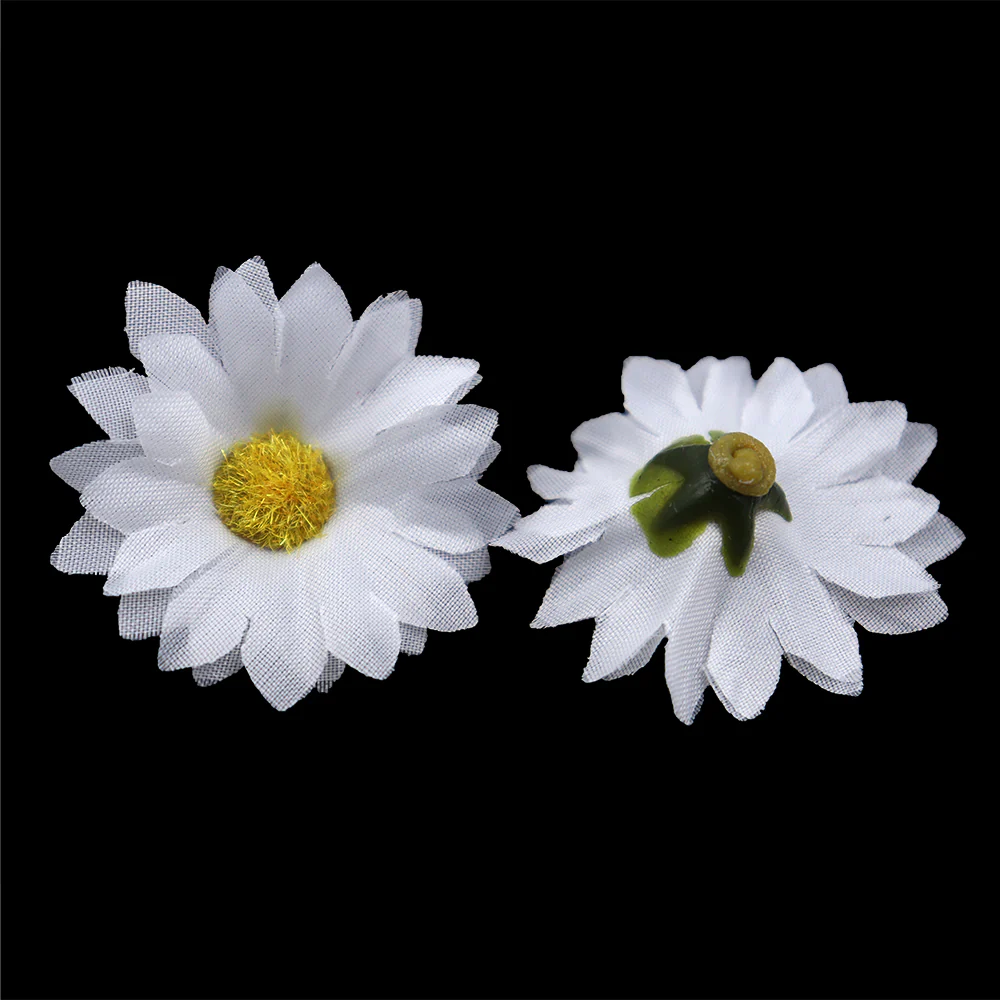 Crafty Bitz Daisy Flowers White- 10pk - Image 3