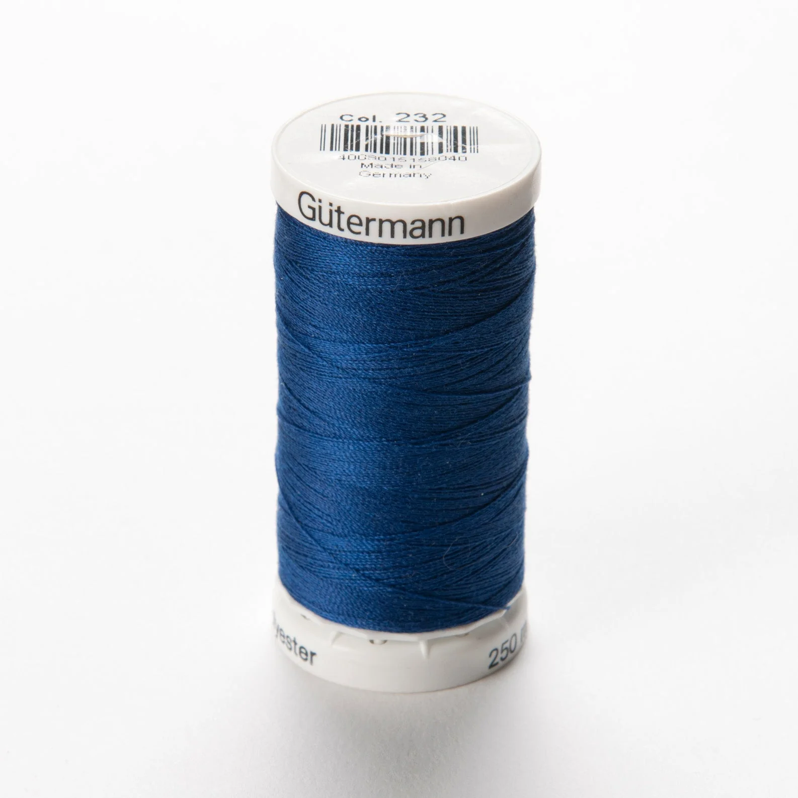 Gutermann Polyester Thread, 250m - Image 12