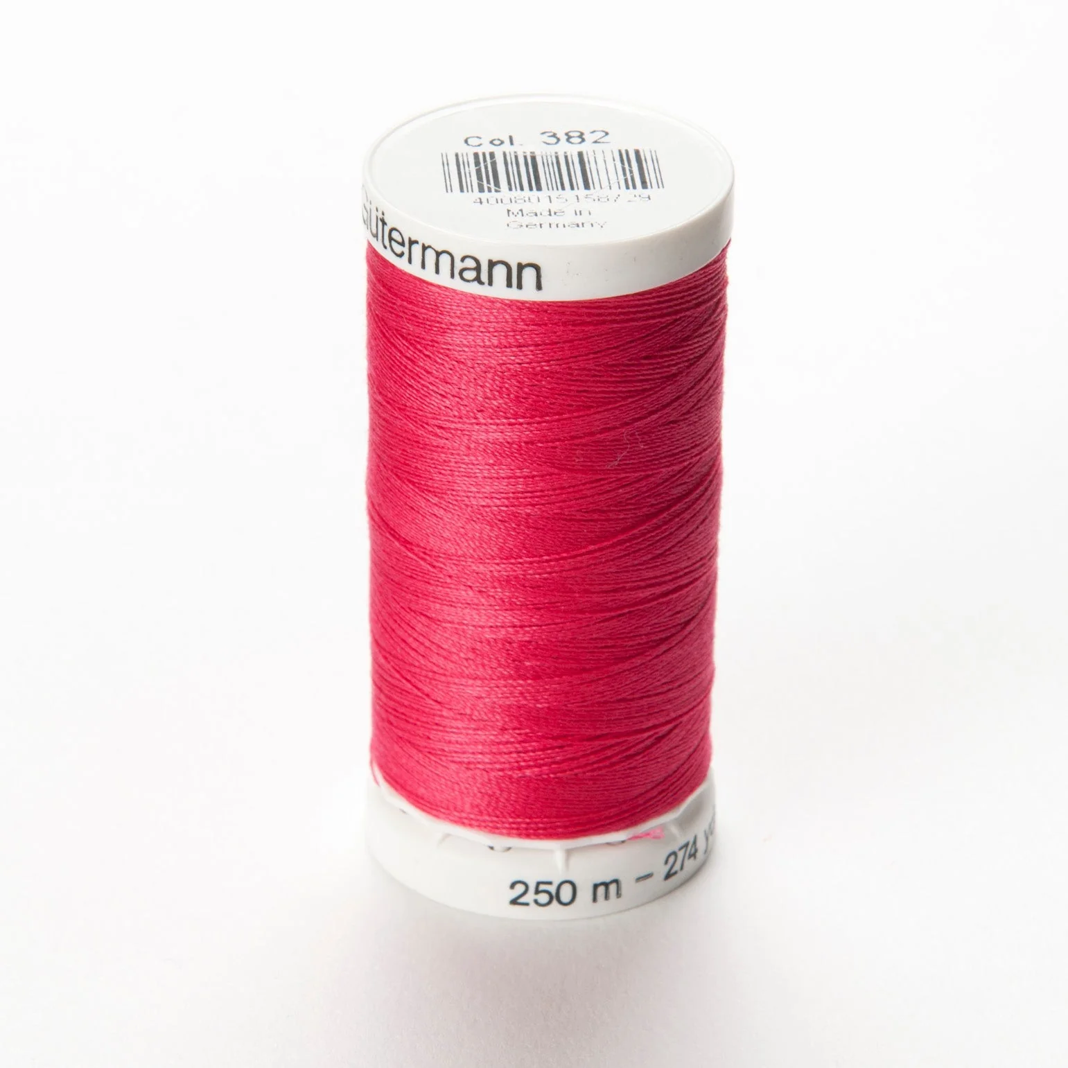 Gutermann Polyester Thread, 250m - Image 20