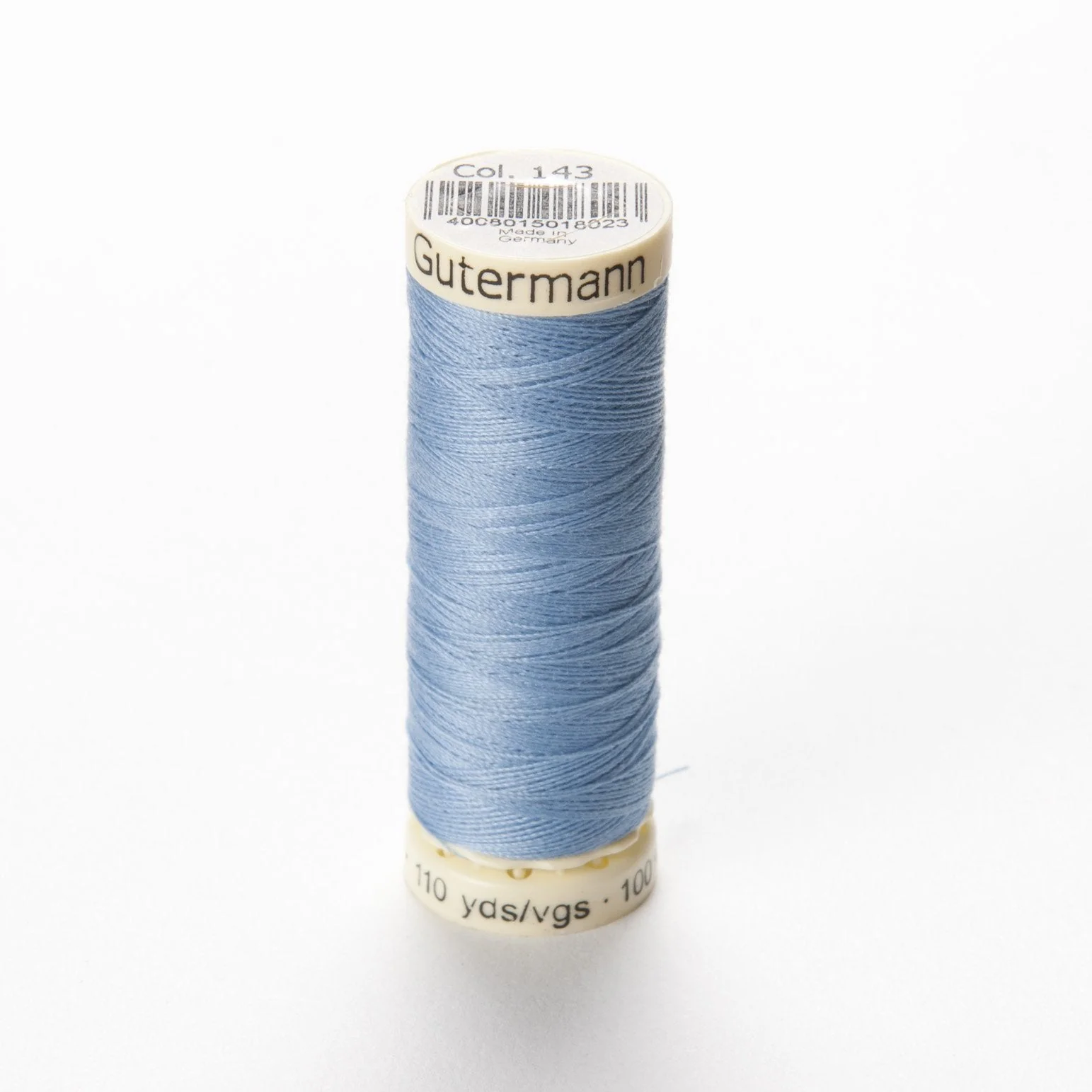 Gutermann Polyester Thread, 100m - Image 15