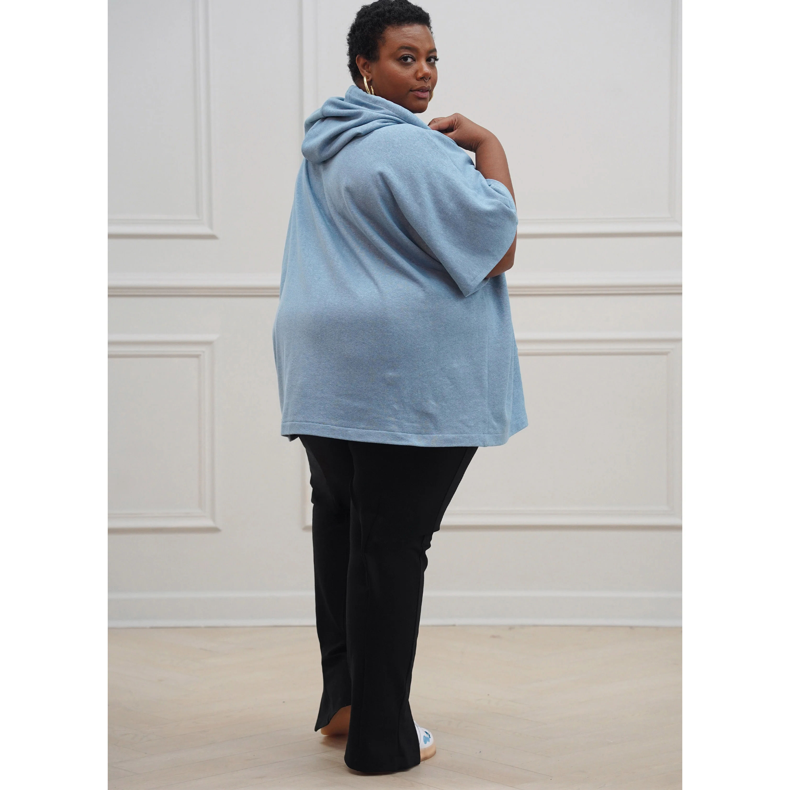 Simplicity Pattern S9637 Women's Hoods & Leggings - Image 5