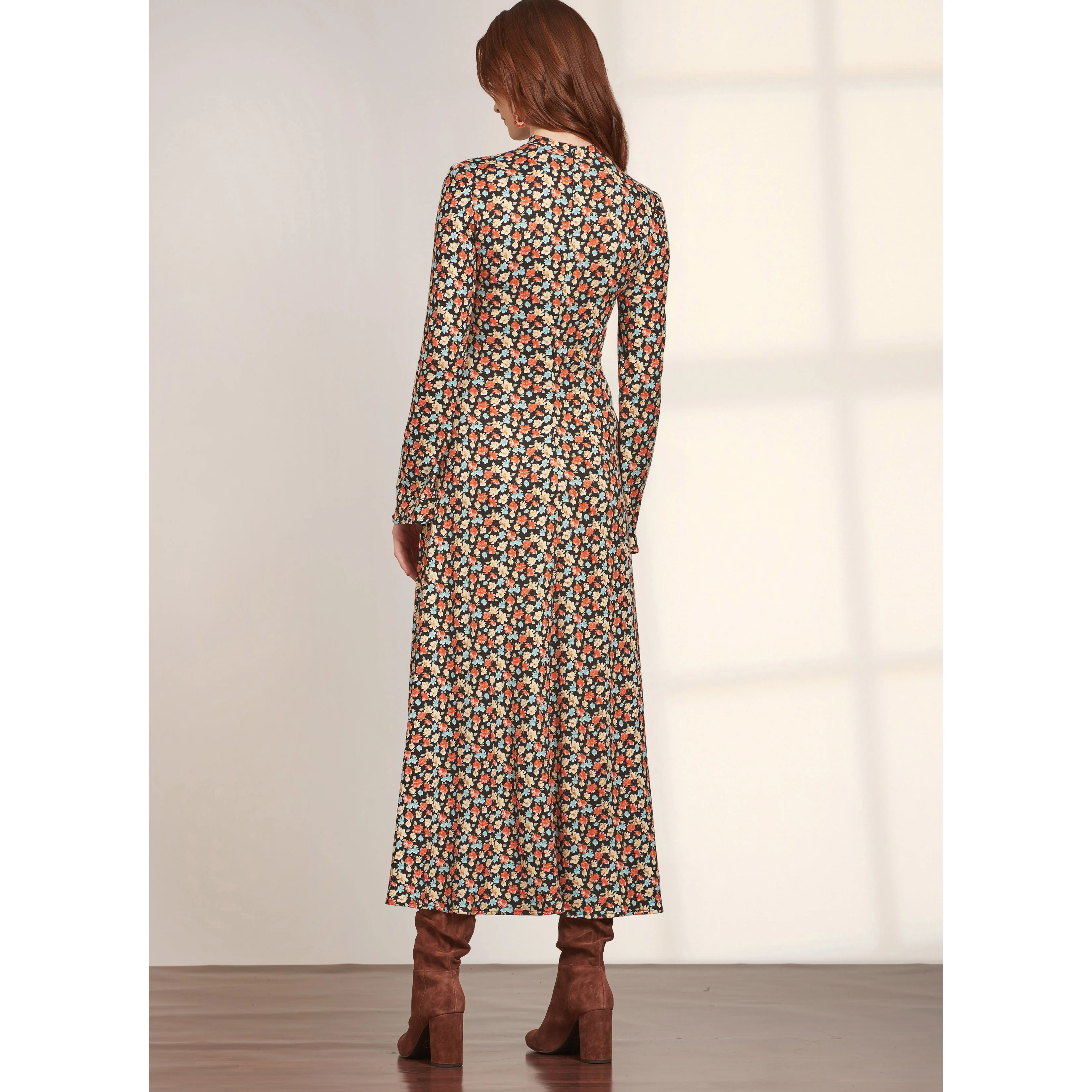 Simplicity Pattern S9644 Misses' Women's Knit Dress - Image 3