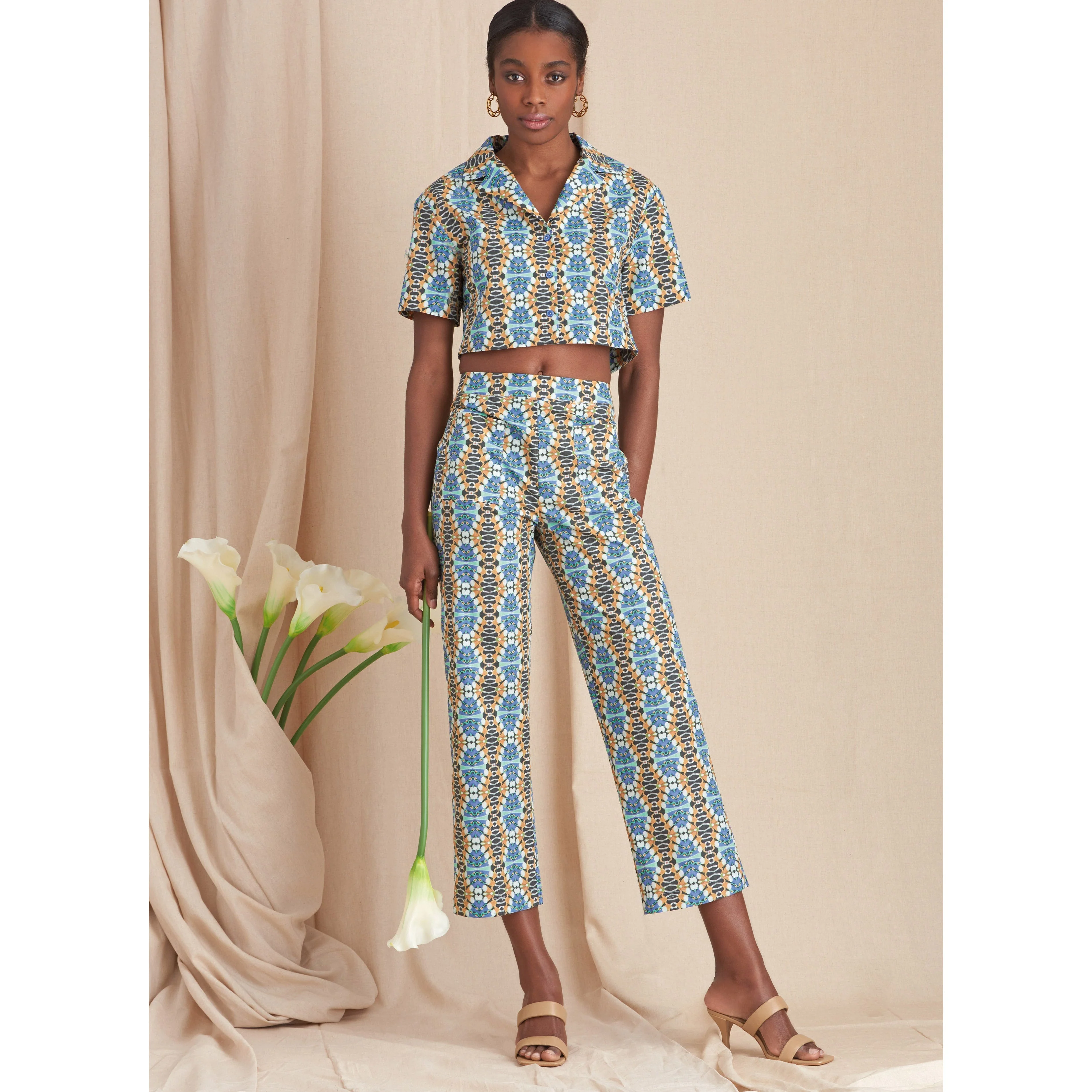 Simplicity Pattern SS9610 Misses' Set of Tops, Cropped Pants and Shorts - Image 3