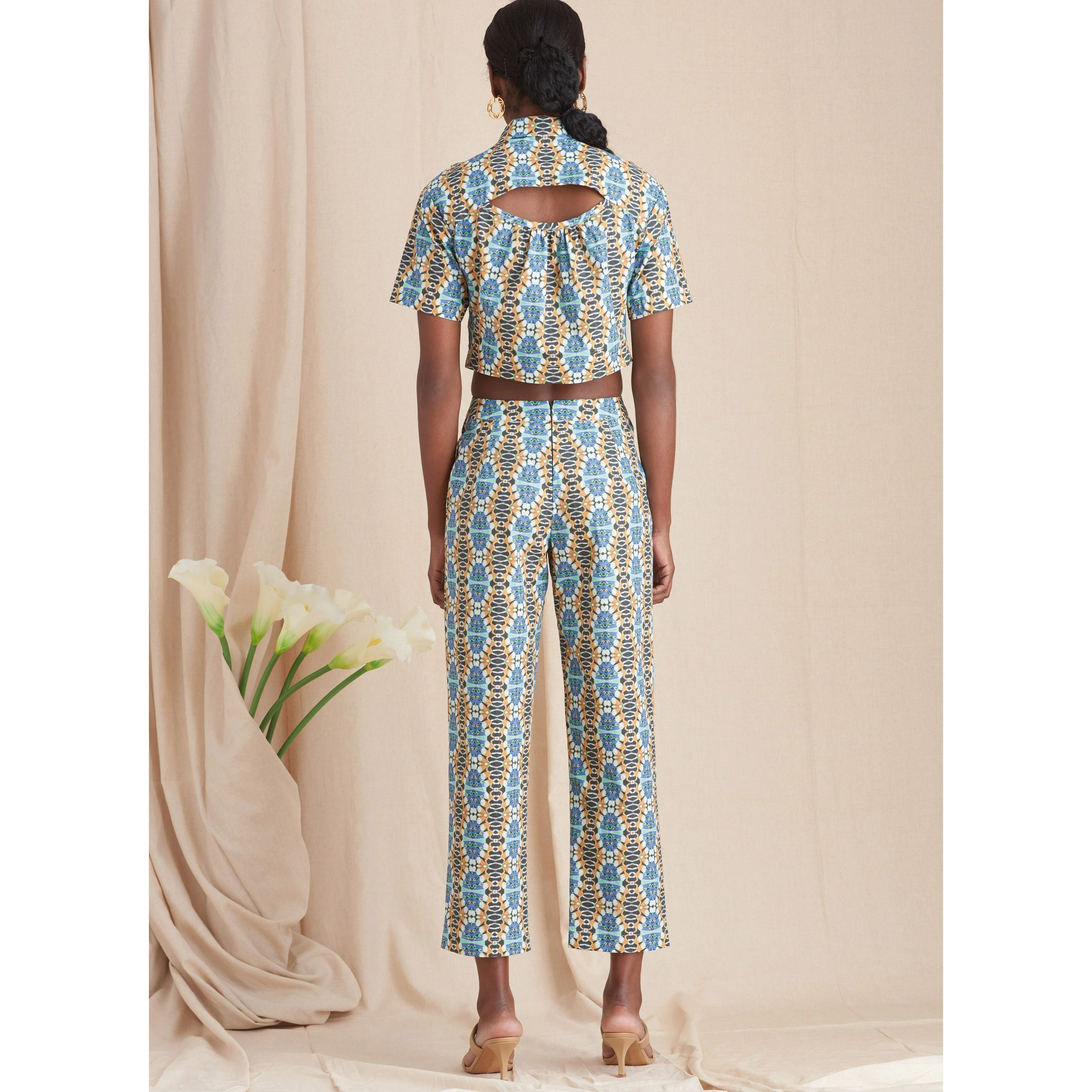 Simplicity Pattern SS9610 Misses' Set of Tops, Cropped Pants and Shorts - Image 8