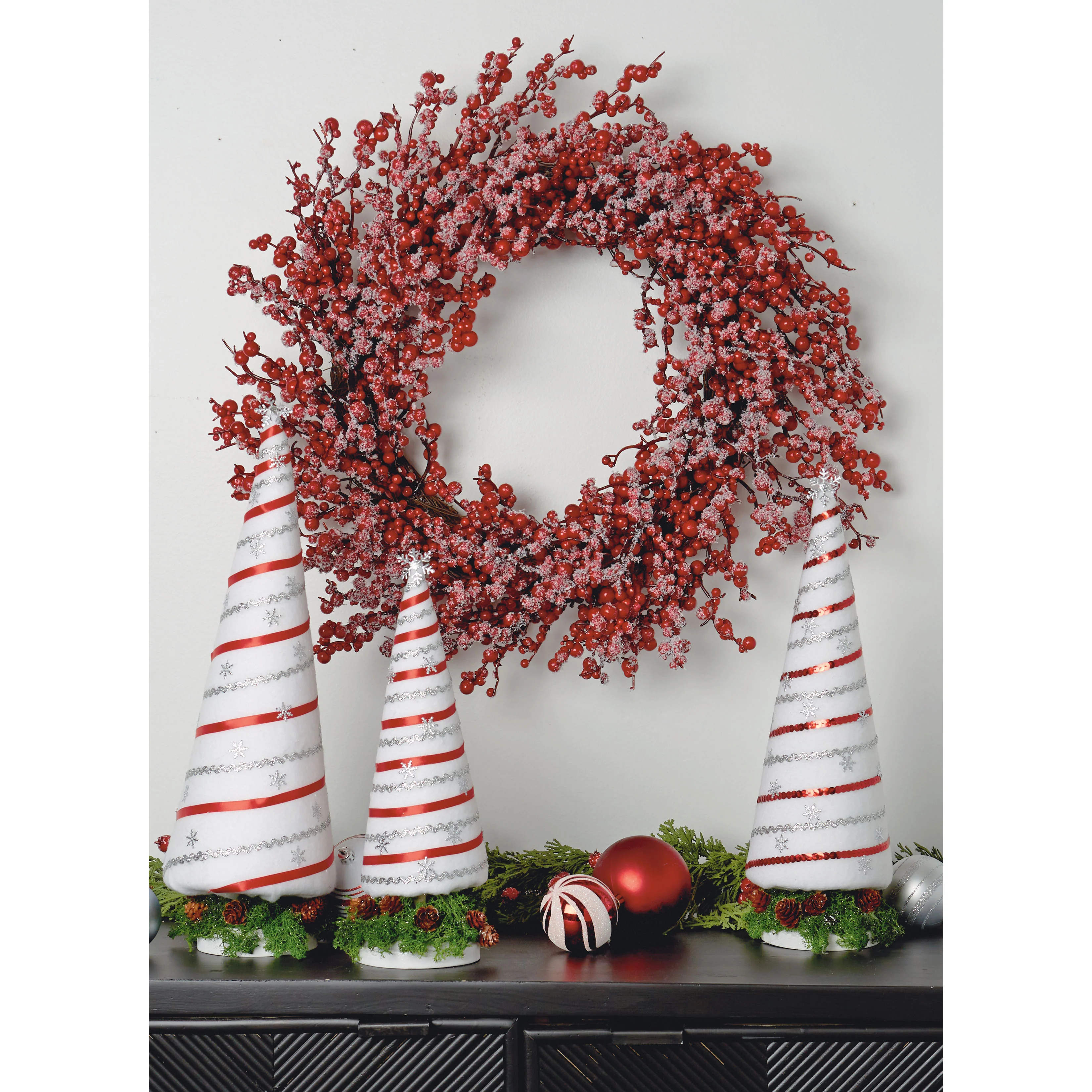 Simplicity Pattern S9668 Holiday Craft, Tree Skirt - Image 5