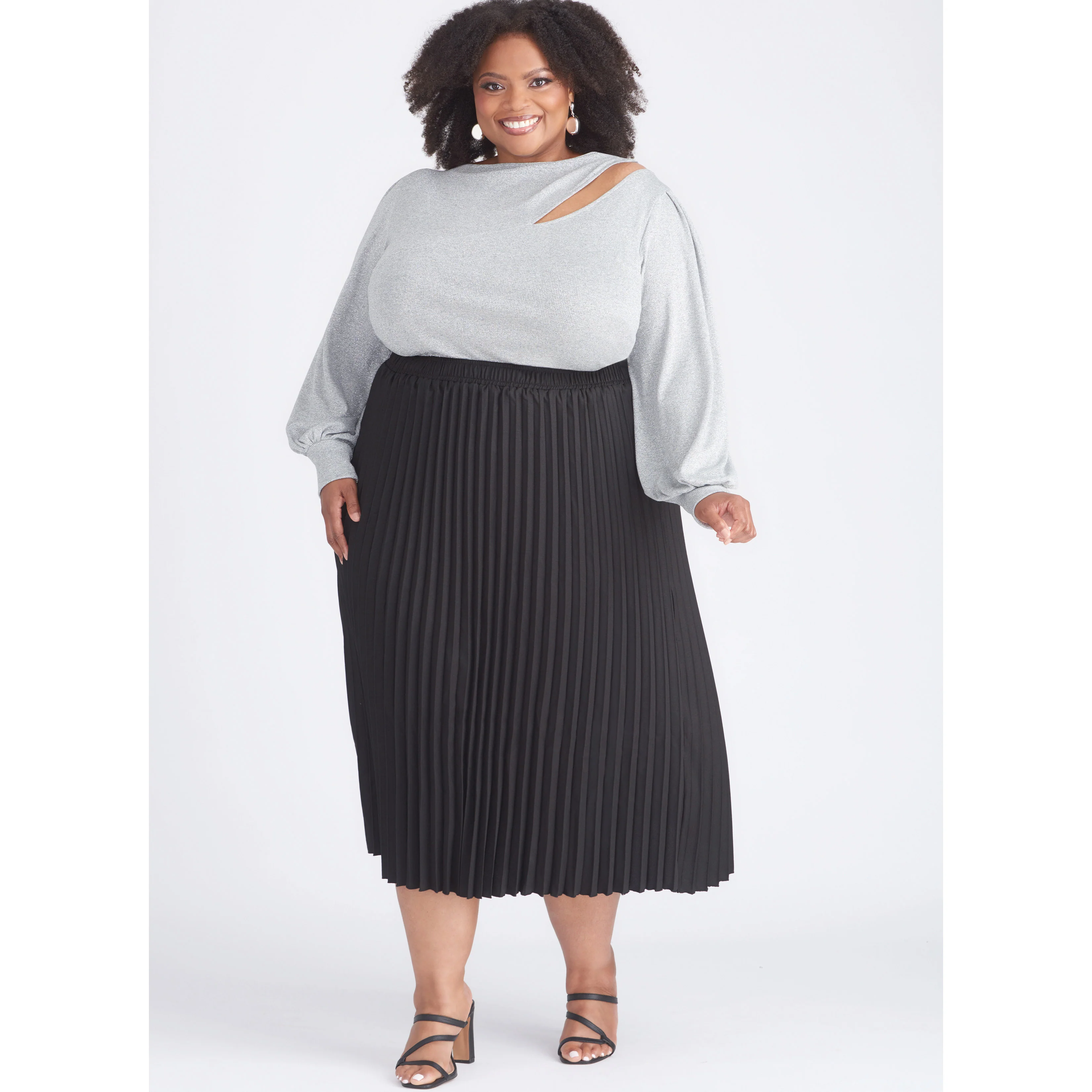 Simplicity Pattern S9680 Plus Size Top/Vest - Image 2