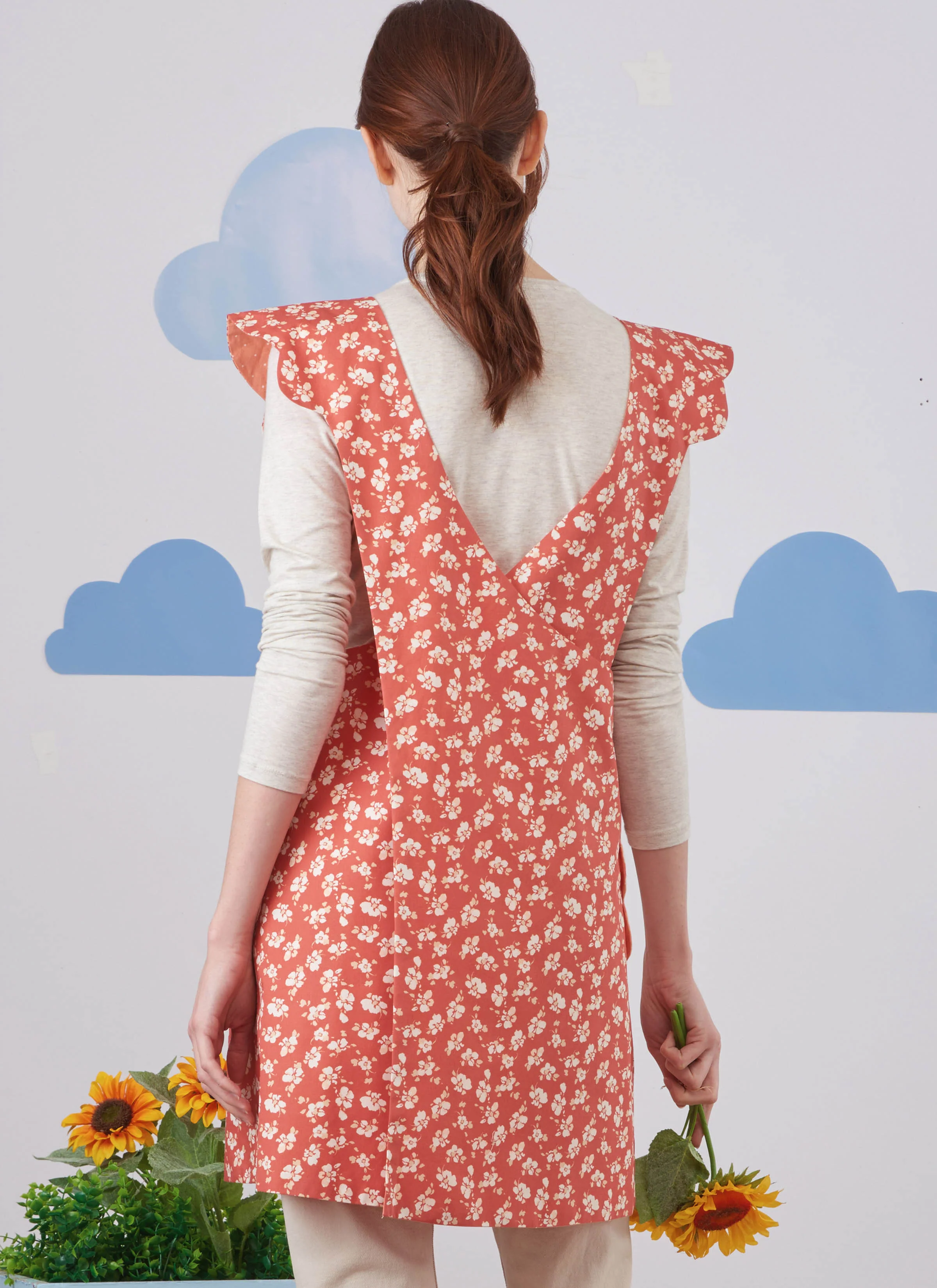 Simplicity Pattern S9767 Undefined Apron - Image 8