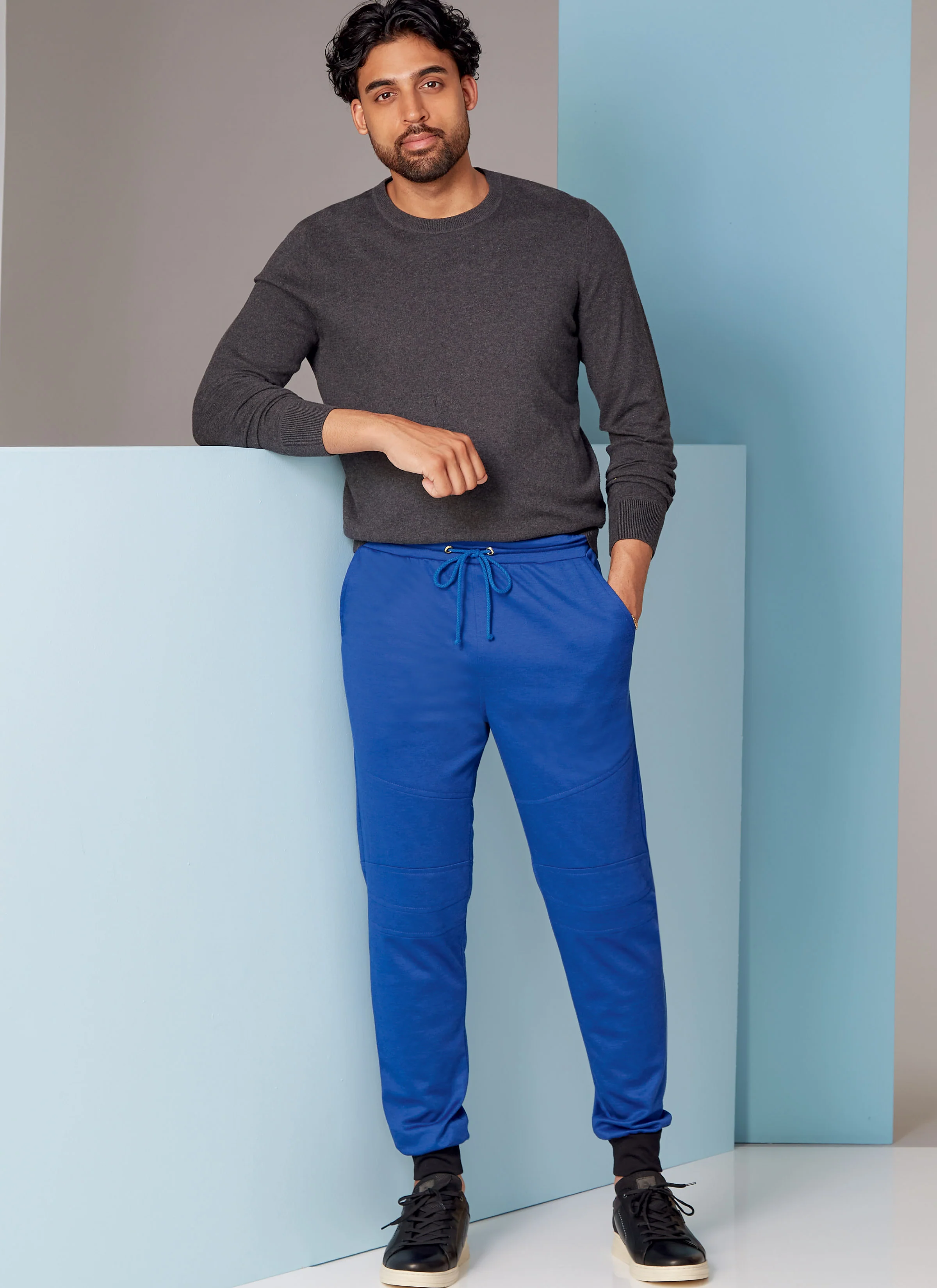 Vogue Pattern V1854 Men's Pants - Image 2